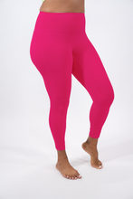 Fashionista Yogi "Missy" Legging(Hot Pink)